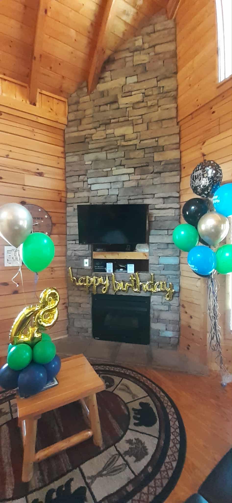 Standard Birthday Balloon Setup in Gatlinburg